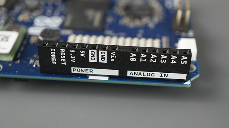 Arduino Uno Q Component View