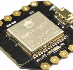 Beetle ESP32 Microcontroller - 5