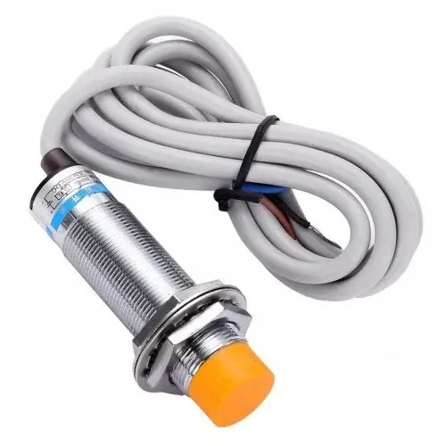 LJ18A3-8-Z/AX Inductive Distance Sensor - 1