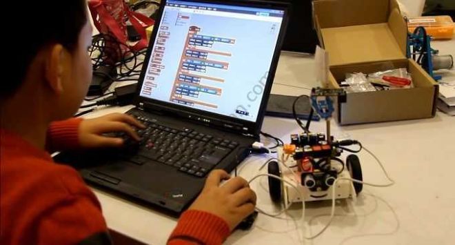 MakeBlock mBot Bluetooth Kit v1.1 - Blue - 6