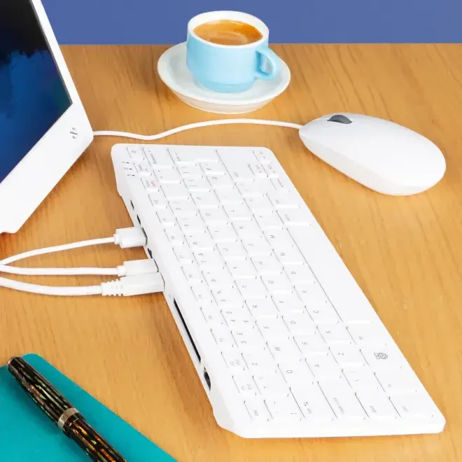 Raspberry Pi Pi500 Desktop Computer Kit - 5