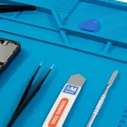 Silicone Repair Work Mat S180 555x350mm Heat Resistant with Magnetic Sections - 4