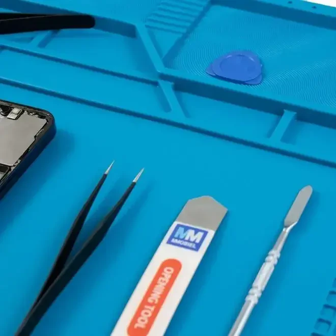 Silicone Repair Work Mat S180 555x350mm Heat Resistant with Magnetic Sections - 4