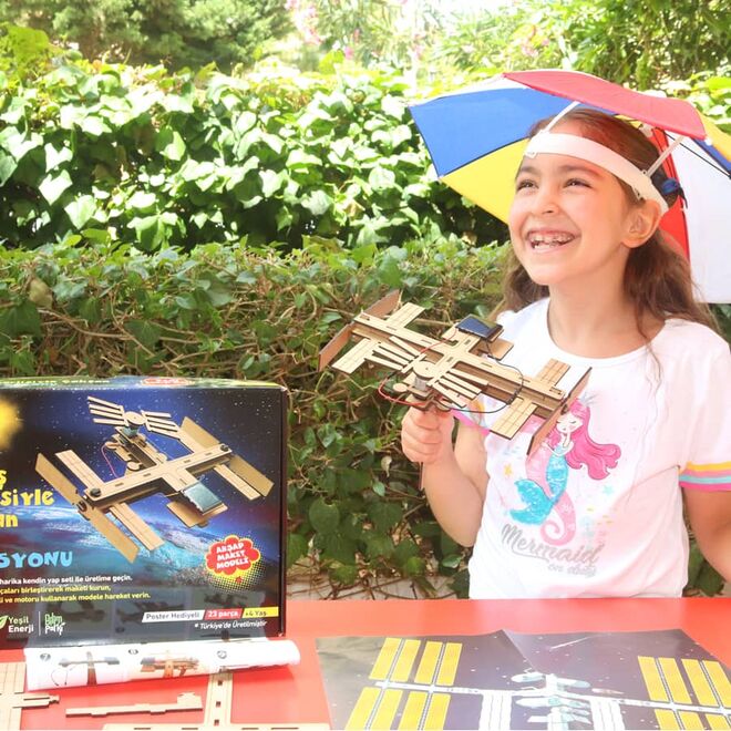 Solar Powered Space Station - 6