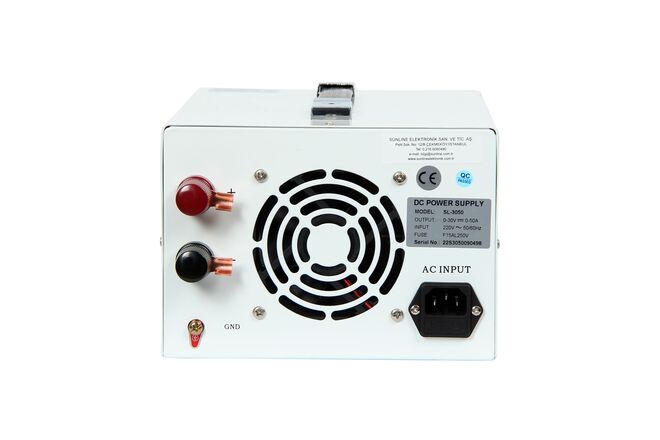 Sunline SL 30-50S Ayarlanabilir Güç Kaynağı - 30V 50A - 4