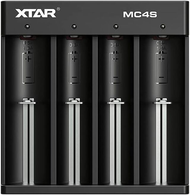 Xtar MC4S Taşınabilir Li-ion Ni-Mh 4'lü Pil Şarj Cihazı - 5